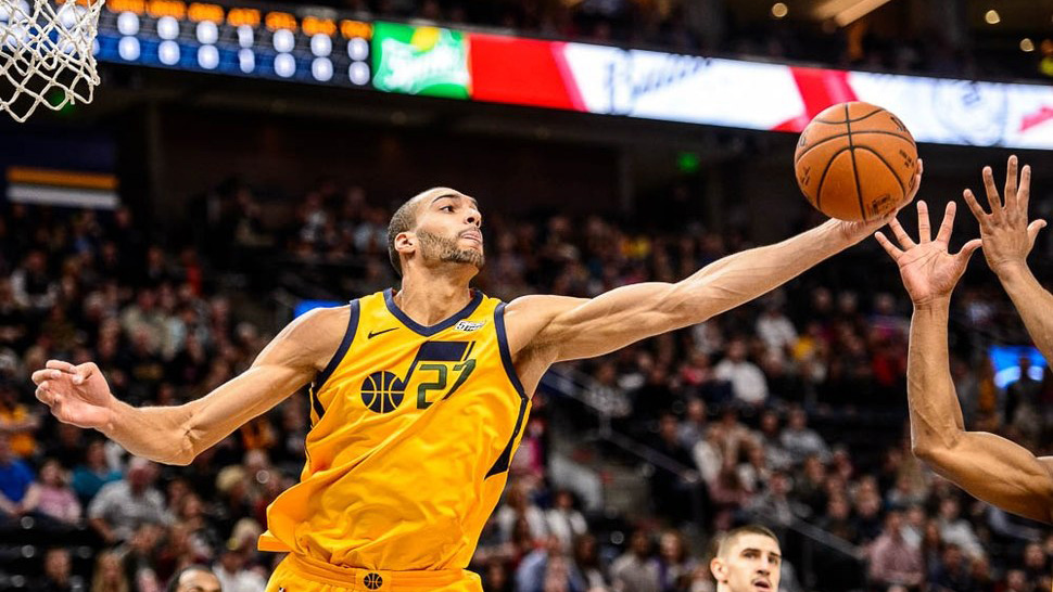 欧宝app-拉齐奥训练开放日，国际比赛日强势反弹引欢呼，NBA常规赛在即，年轻球员得到机会的简单介绍-欧宝app